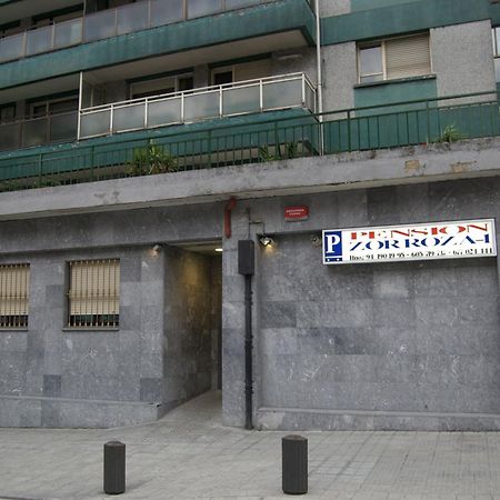 Pension Zorroza 1 Bilbao Luaran gambar
